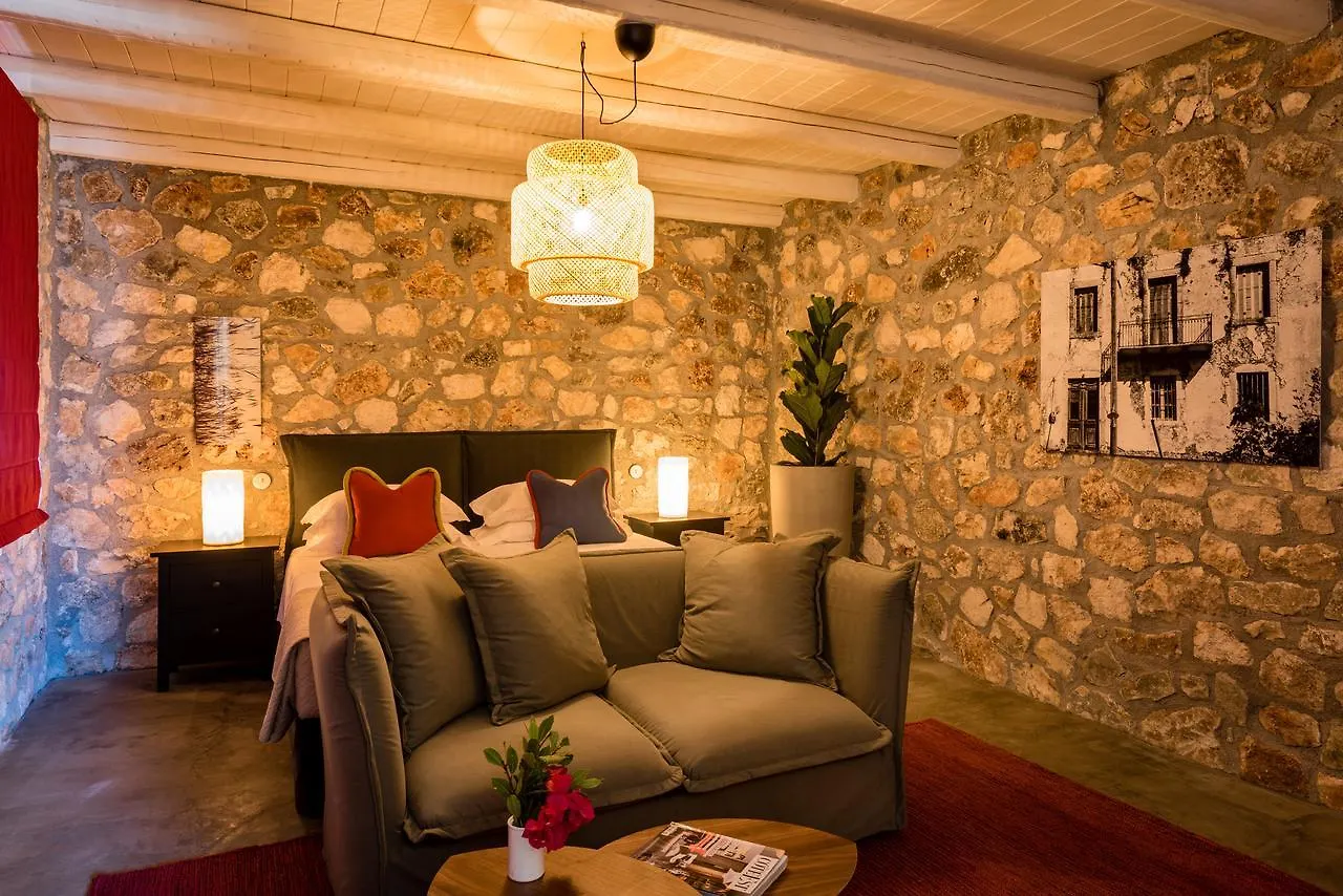 North Point Rooms Antipata