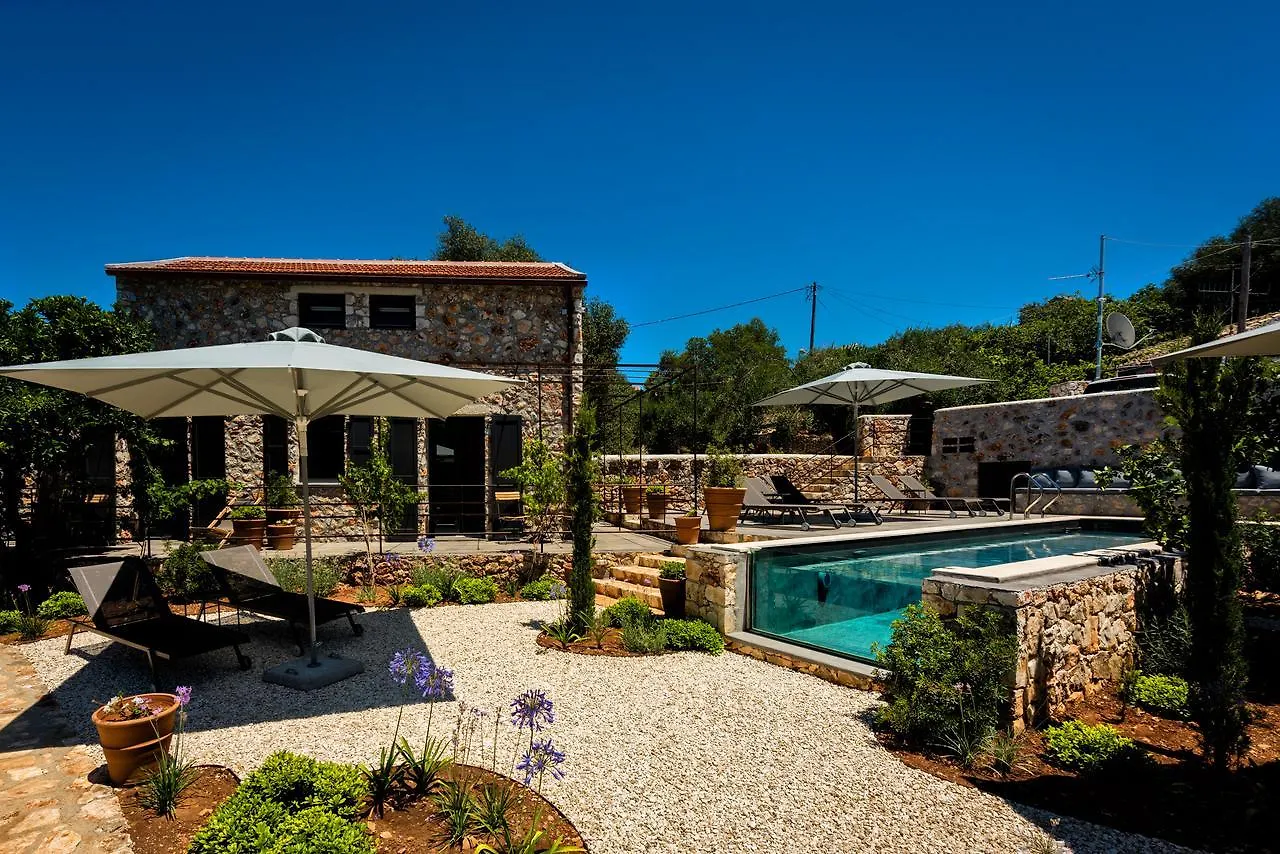 North Point Rooms Antipata  2*, Antipata (Erisos) Greece