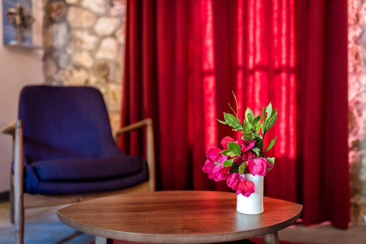 North Point Rooms Antipata  2*, Antipata (Erisos) Greece
