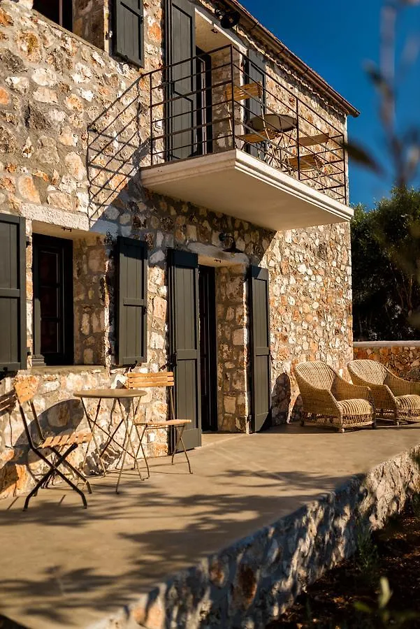 North Point Rooms Antipata  2*, Antipata (Erisos) Greece